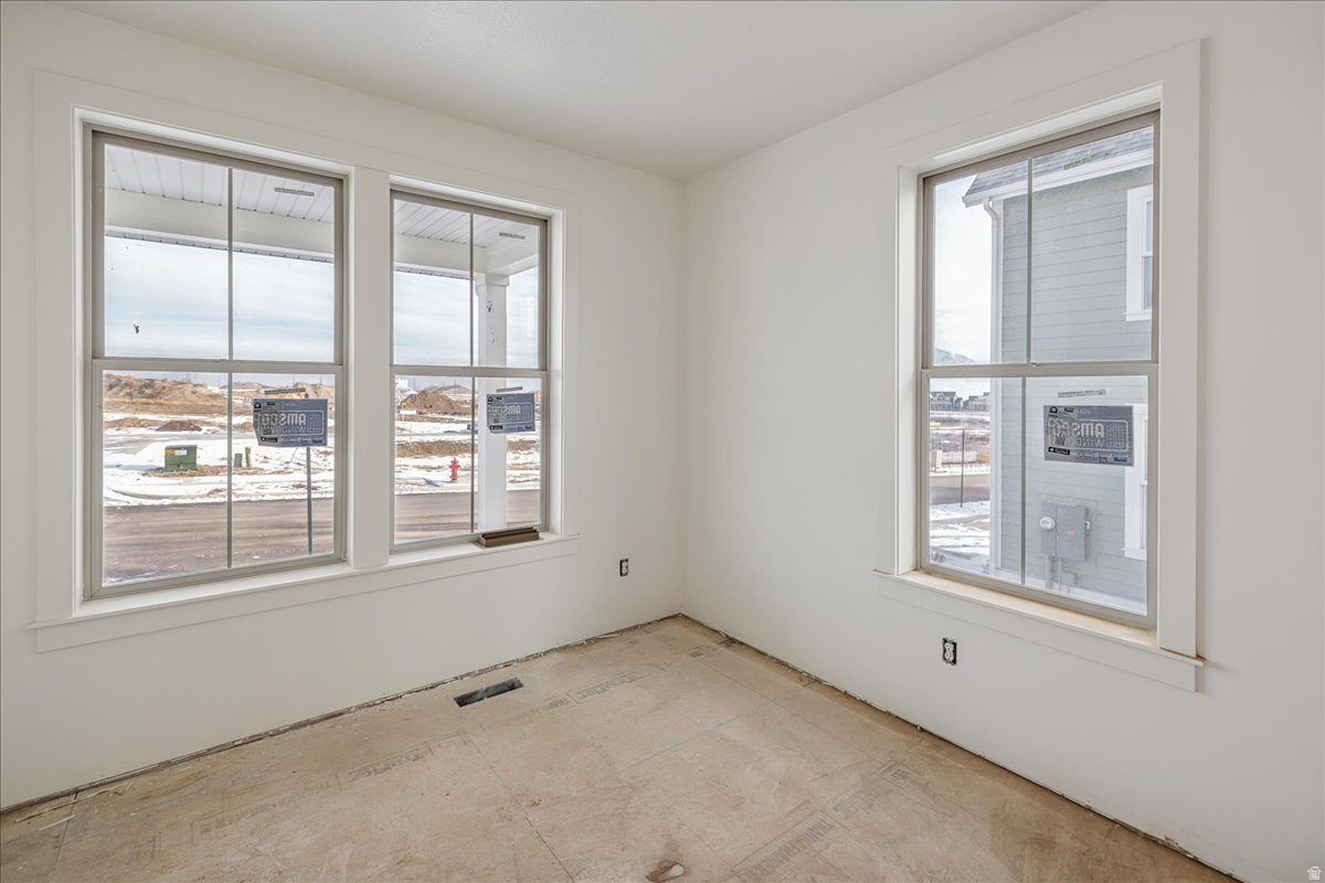 DAYBREAK - Residential