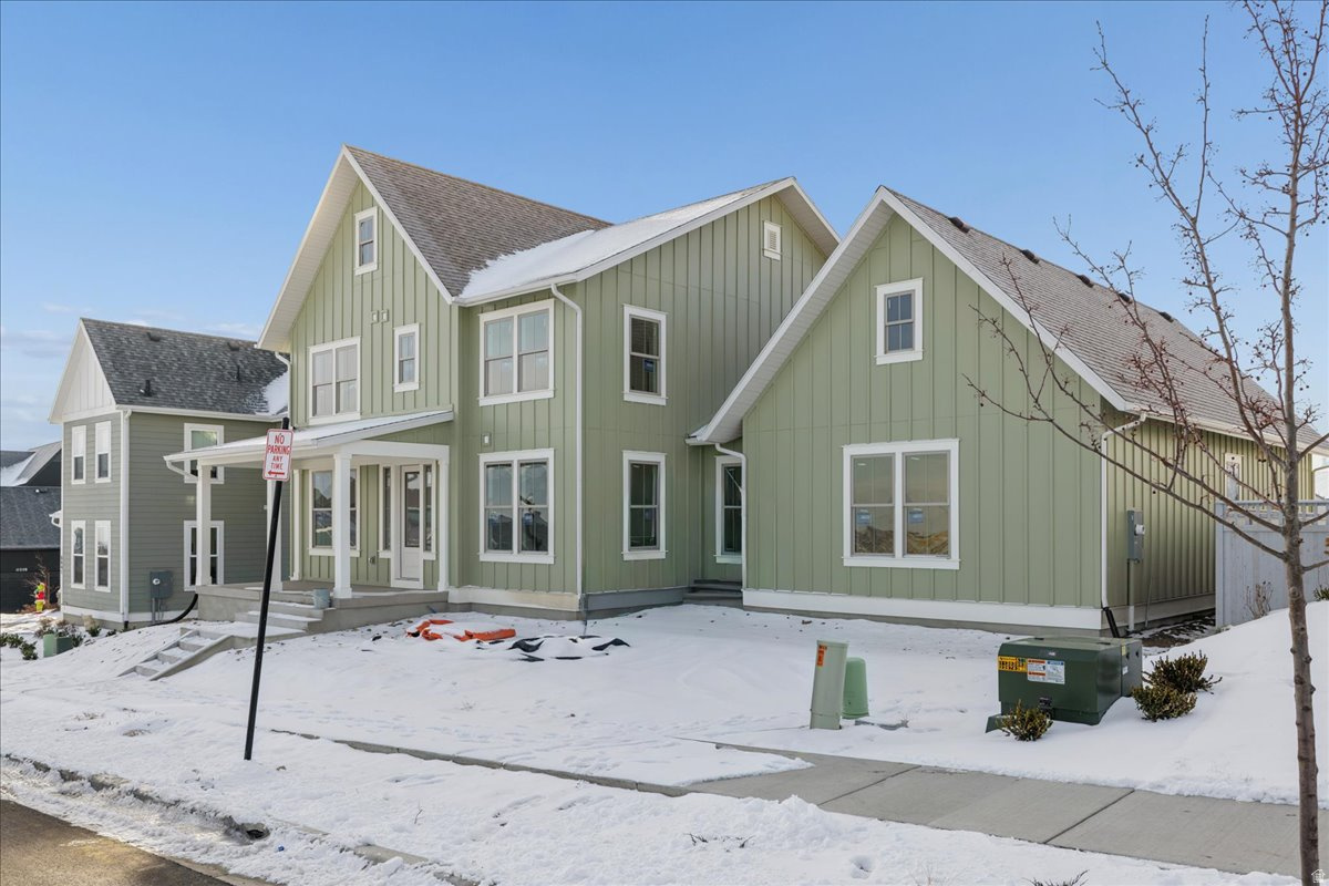 DAYBREAK - Residential