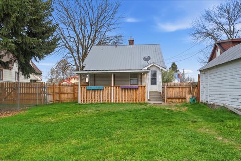 Tiny photo for 53 W 400 S, Preston, ID 83263 (MLS # 2146936)