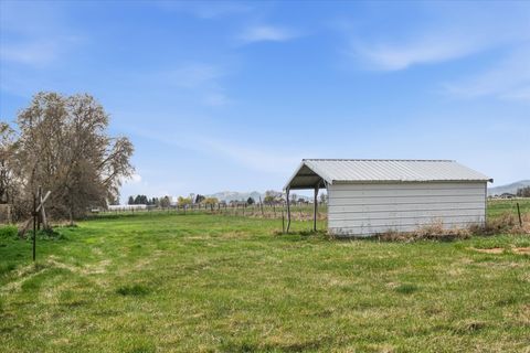 Tiny photo for 53 W 400 S, Preston, ID 83263 (MLS # 2146936)