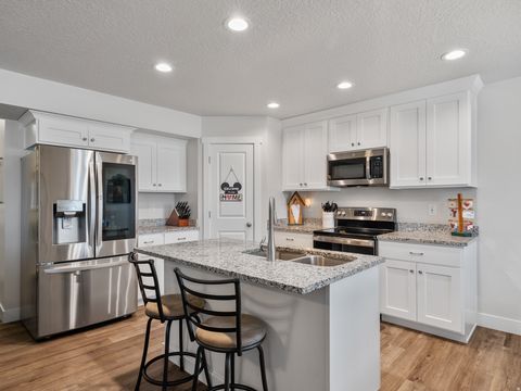 Tiny photo for 920 N CENTER ST, Santaquin, UT 84655 (MLS # 2135123)