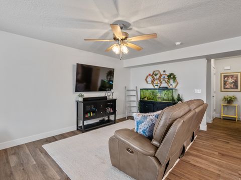 Tiny photo for 920 N CENTER ST, Santaquin, UT 84655 (MLS # 2135123)