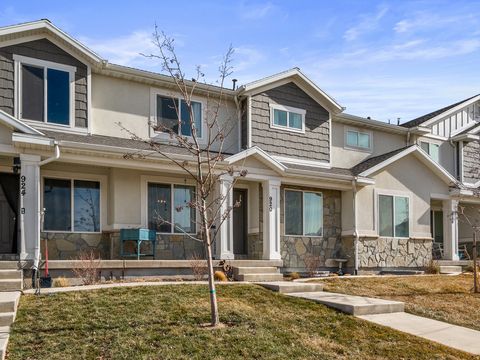 Tiny photo for 920 N CENTER ST, Santaquin, UT 84655 (MLS # 2135123)