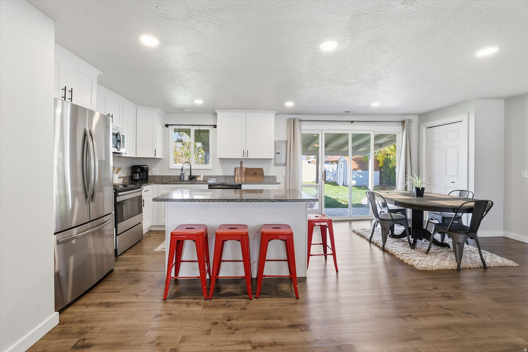 RIVER VALLEY SUBDIVI - Residential