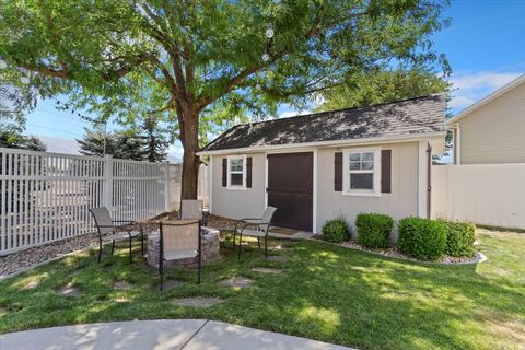 Tiny photo for 1441 BRIDGEVIEW DR, Layton, UT 84041 (MLS # 2148320)