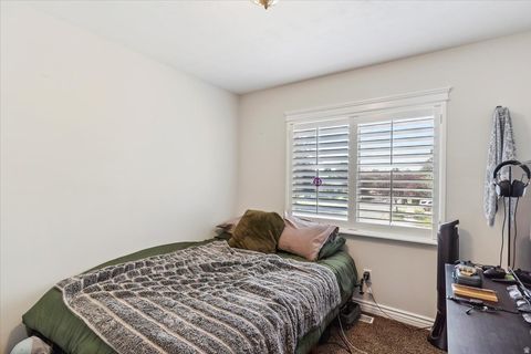 Tiny photo for 1441 BRIDGEVIEW DR, Layton, UT 84041 (MLS # 2148320)