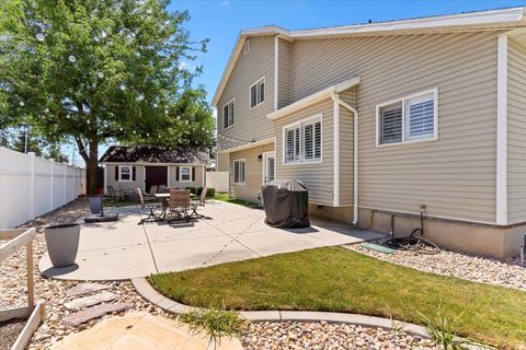 Tiny photo for 1441 BRIDGEVIEW DR, Layton, UT 84041 (MLS # 2148320)