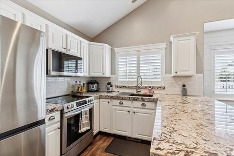 Tiny photo for 1441 BRIDGEVIEW DR, Layton, UT 84041 (MLS # 2148320)