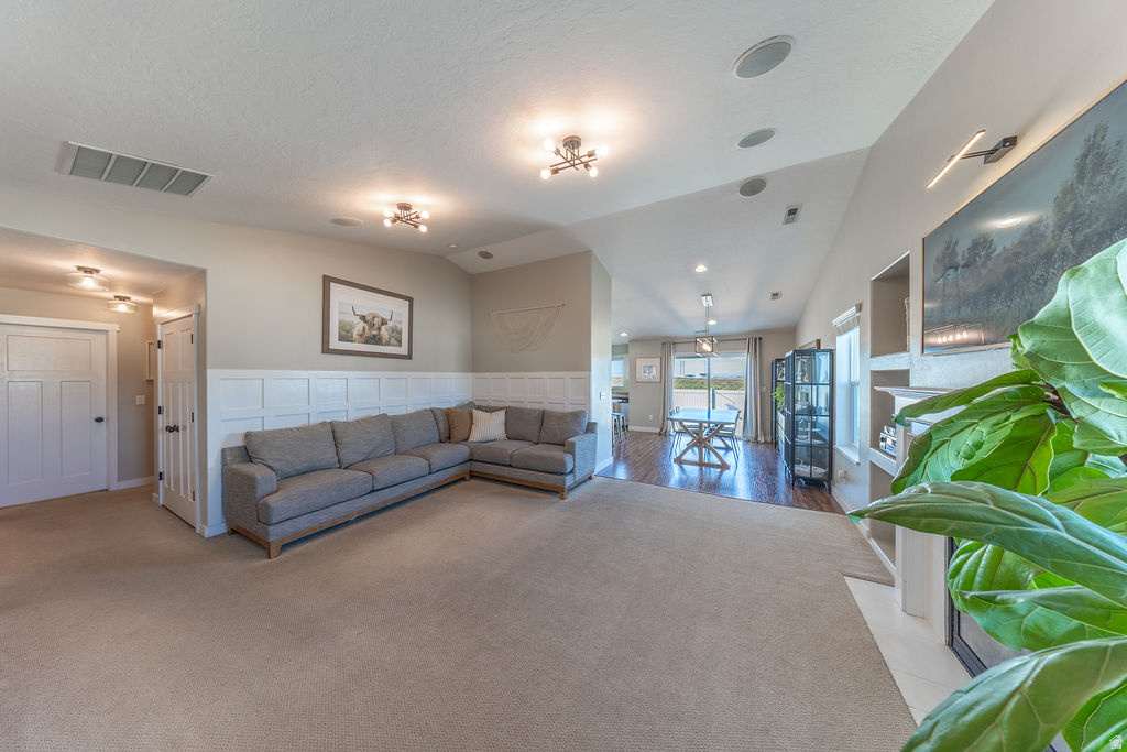 FOXBORO NORTH - Residential