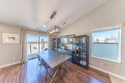 Tiny photo for 1029 N BEXLEY DR, North Salt Lake, UT 84054 (MLS # 2135110)