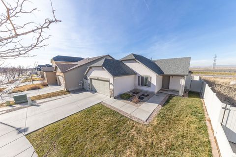 Tiny photo for 1029 N BEXLEY DR, North Salt Lake, UT 84054 (MLS # 2135110)