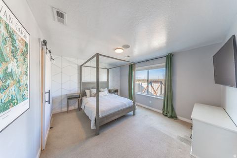 Tiny photo for 1029 N BEXLEY DR, North Salt Lake, UT 84054 (MLS # 2135110)