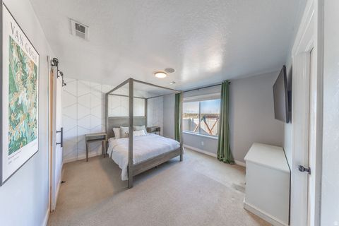 Tiny photo for 1029 N BEXLEY DR, North Salt Lake, UT 84054 (MLS # 2135110)