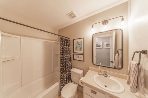 Tiny photo for 1029 N BEXLEY DR, North Salt Lake, UT 84054 (MLS # 2135110)