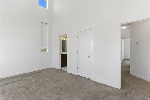 Tiny photo for 506 W 2200 N, Layton, UT 84041 (MLS # 2157054)