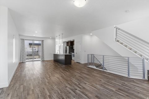 Tiny photo for 506 W 2200 N, Layton, UT 84041 (MLS # 2157054)