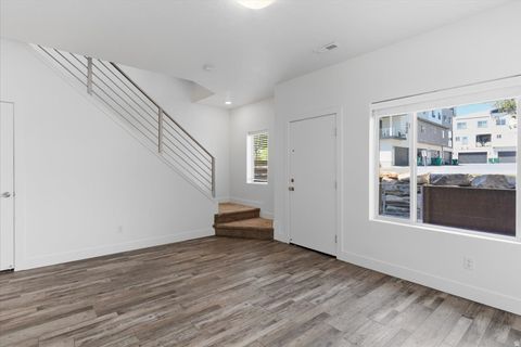 Tiny photo for 506 W 2200 N, Layton, UT 84041 (MLS # 2157054)