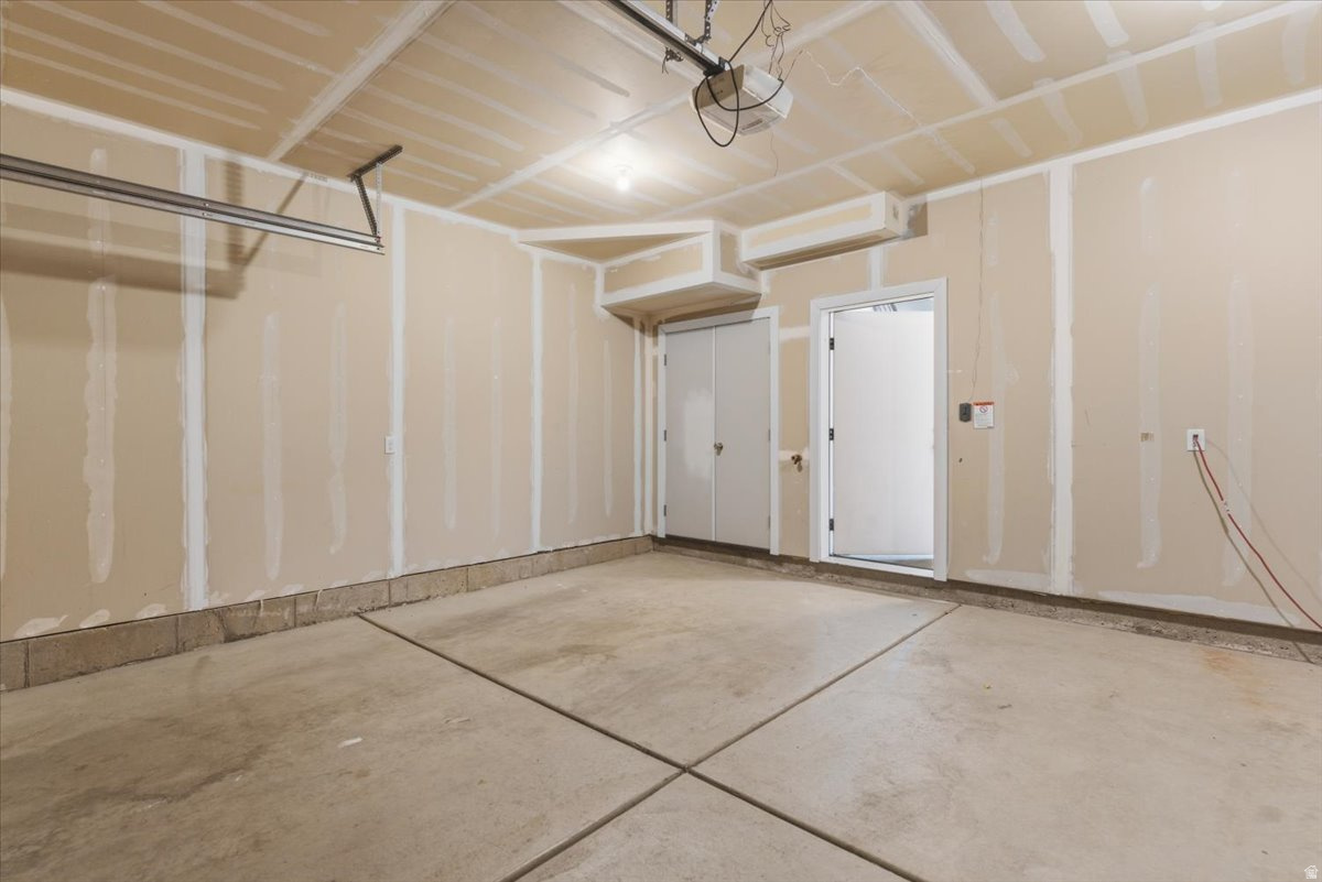SUNRIVER TOWNHOMES - Residential