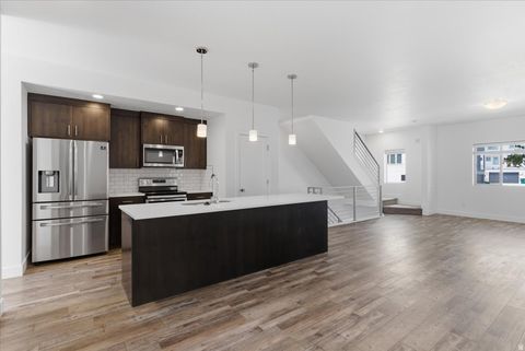 Tiny photo for 506 W 2200 N, Layton, UT 84041 (MLS # 2157054)