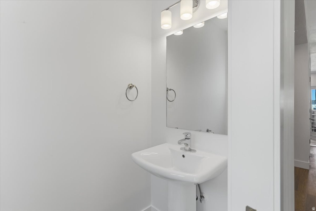 SUNRIVER TOWNHOMES - Residential