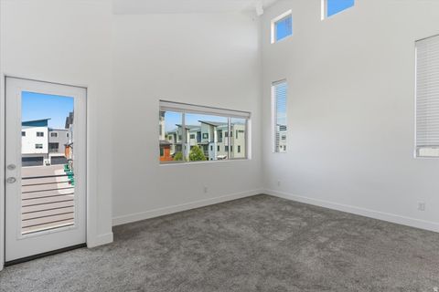 Tiny photo for 506 W 2200 N, Layton, UT 84041 (MLS # 2157054)