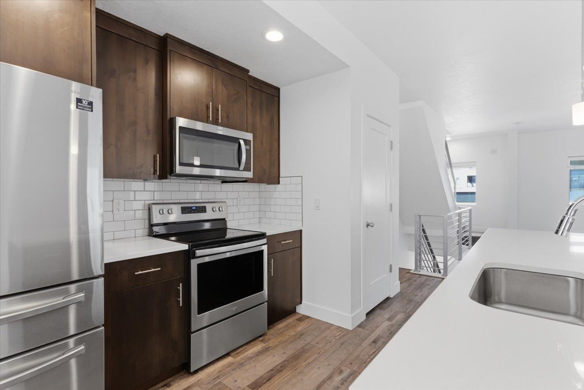 SUNRIVER TOWNHOMES - Residential