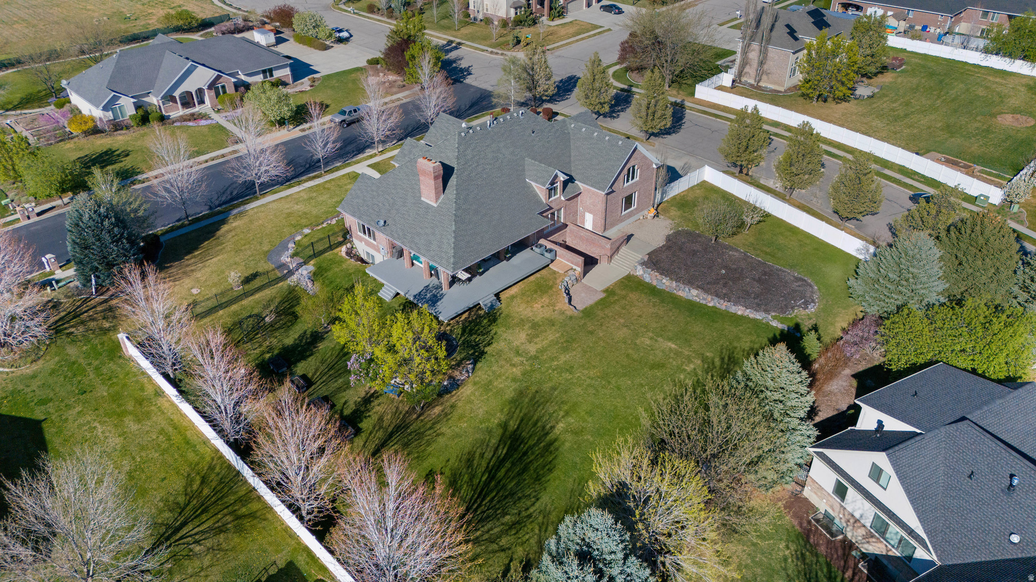 DIAMOND MEADOWS - Residential