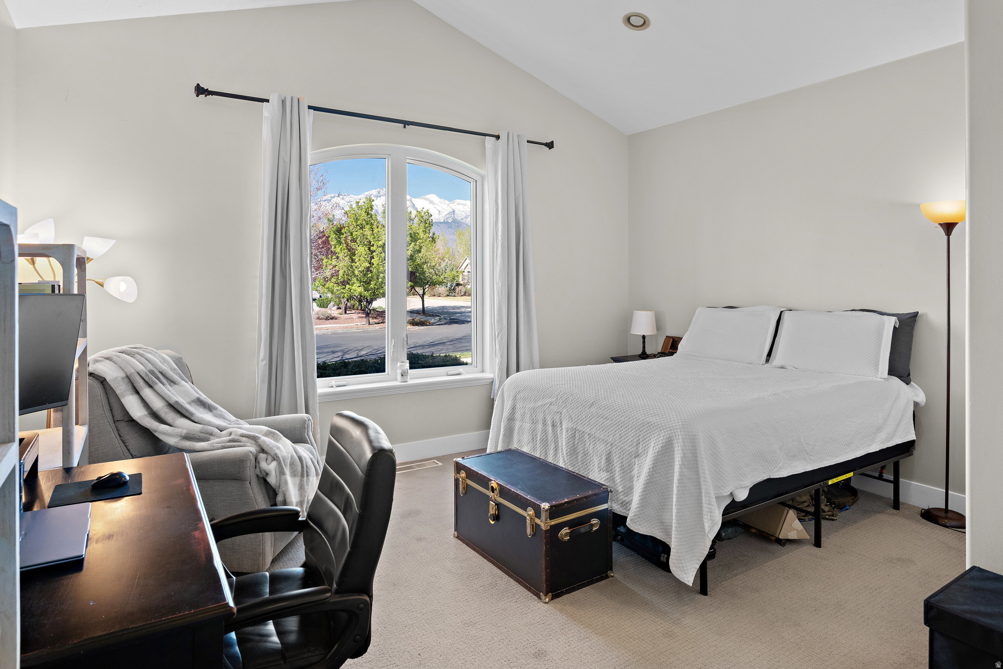 DIAMOND MEADOWS - Residential