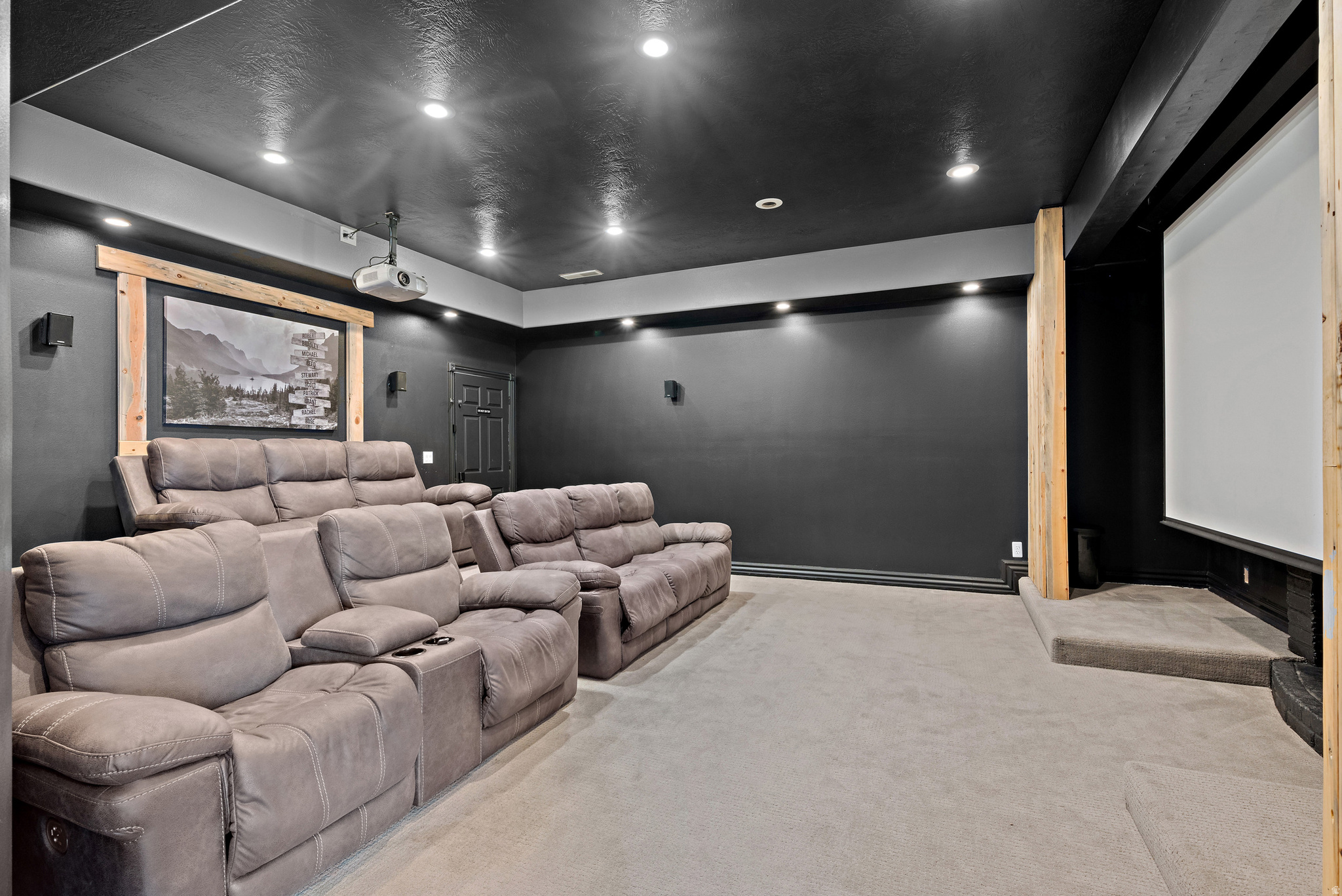 DIAMOND MEADOWS - Residential