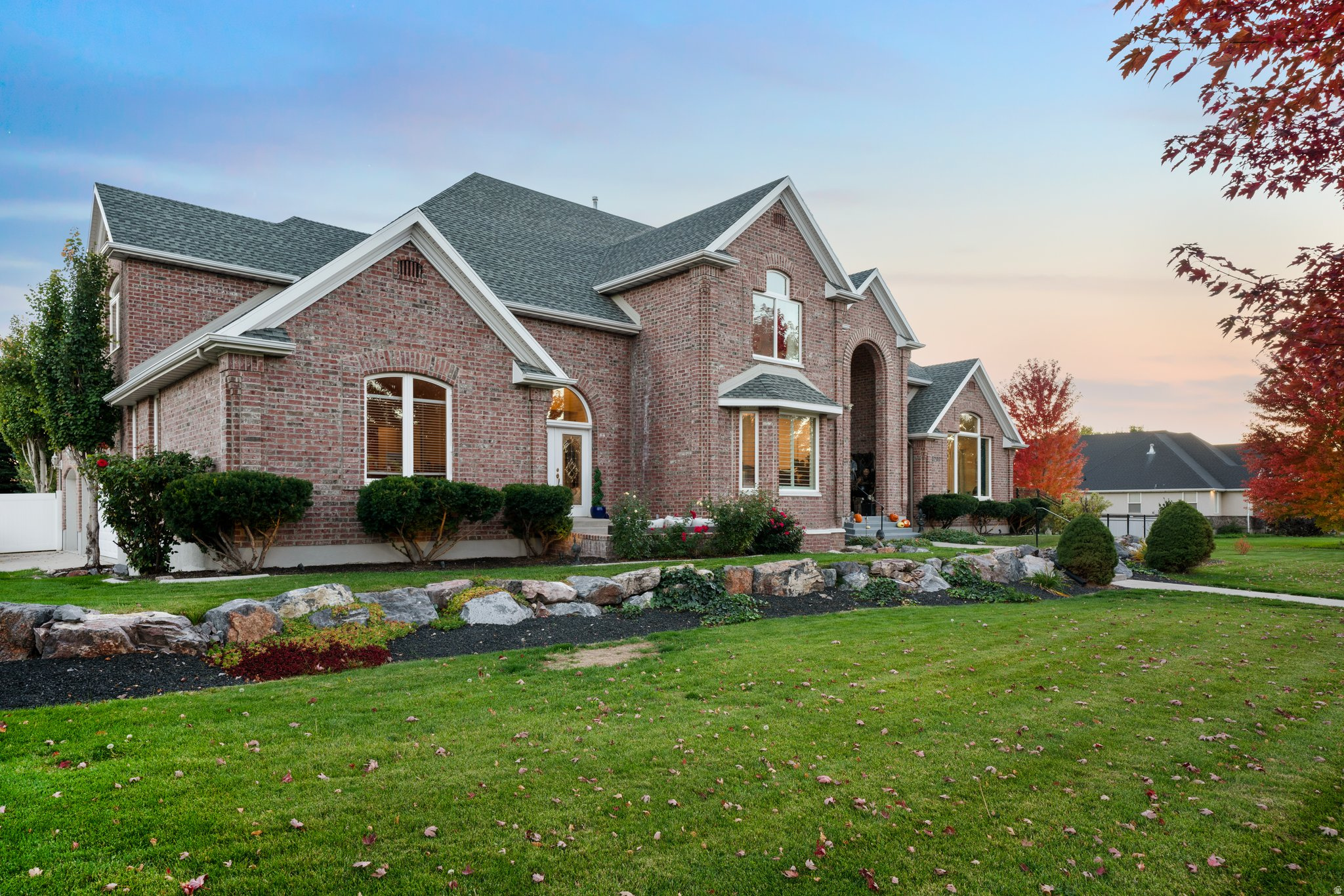 DIAMOND MEADOWS - Residential