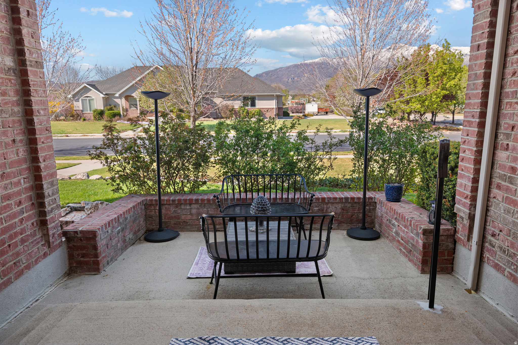 DIAMOND MEADOWS - Residential