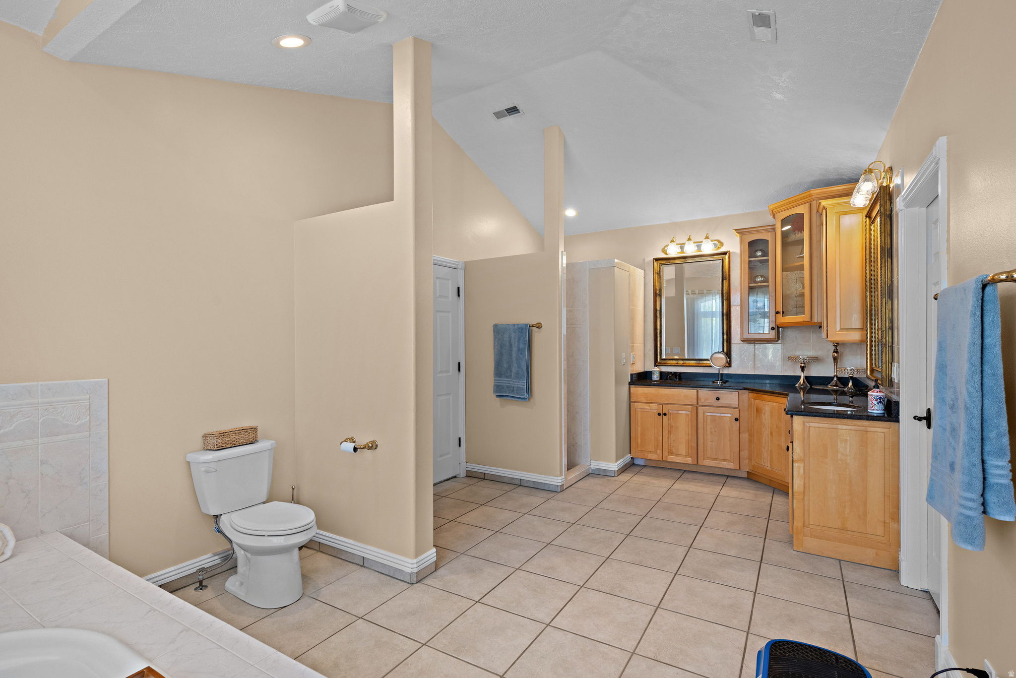 DIAMOND MEADOWS - Residential