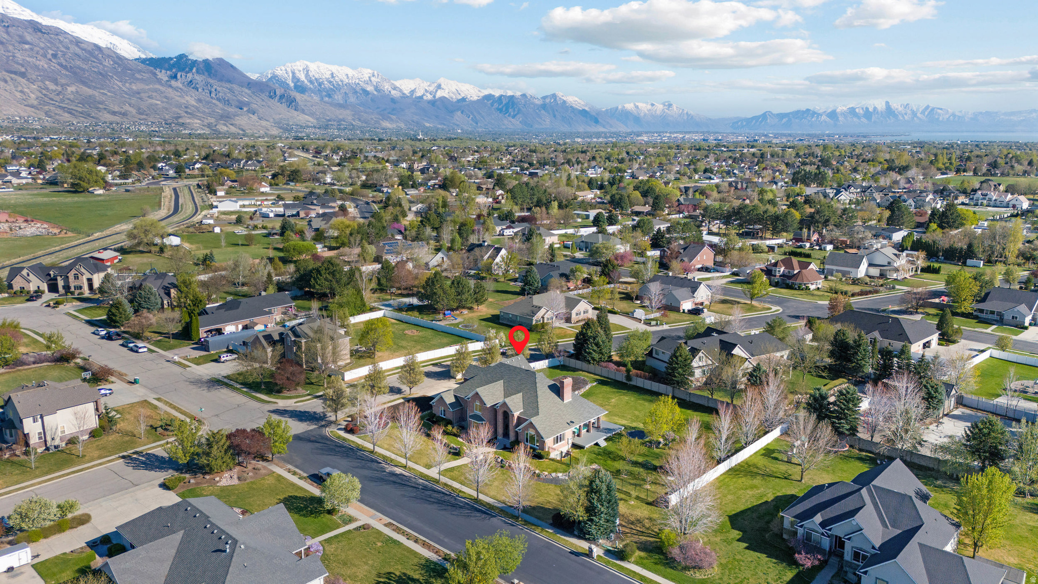 DIAMOND MEADOWS - Residential