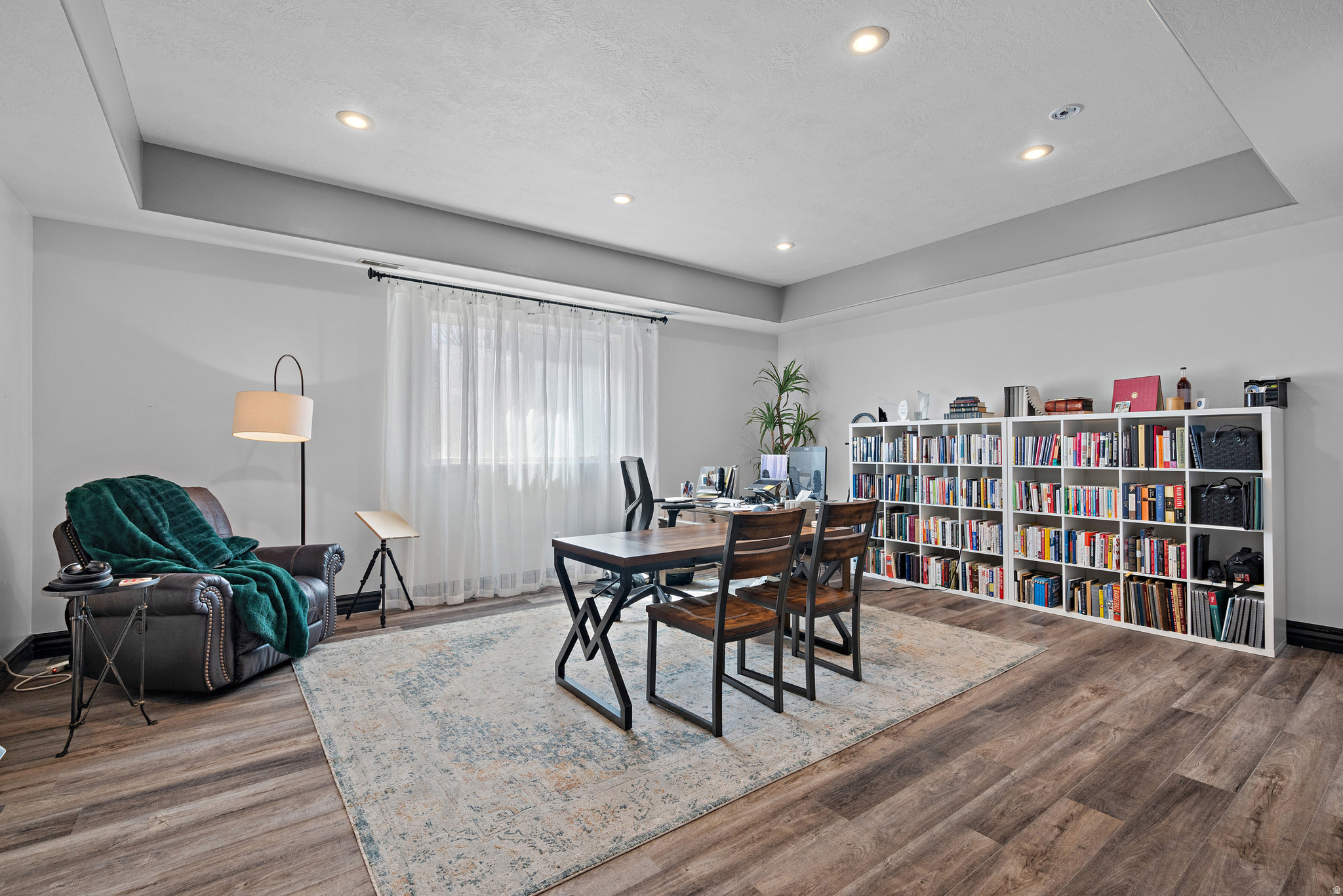 DIAMOND MEADOWS - Residential