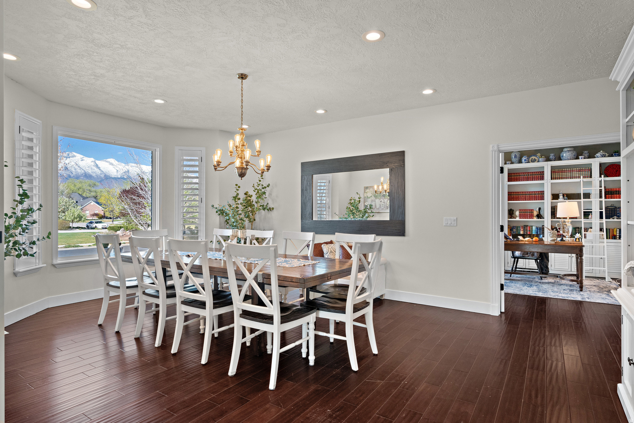 DIAMOND MEADOWS - Residential