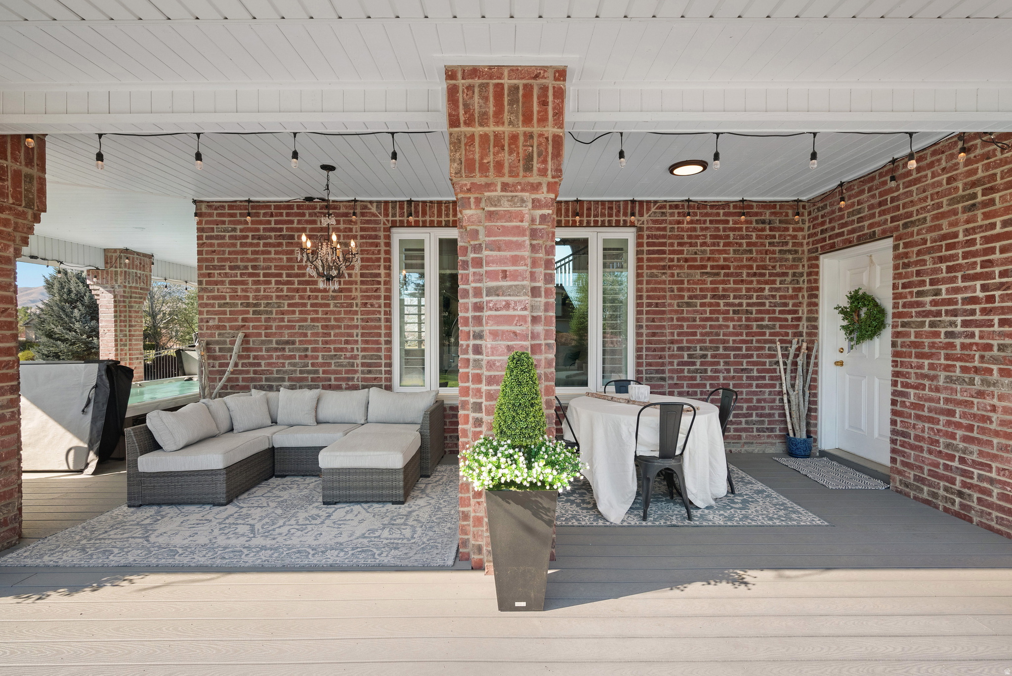 DIAMOND MEADOWS - Residential