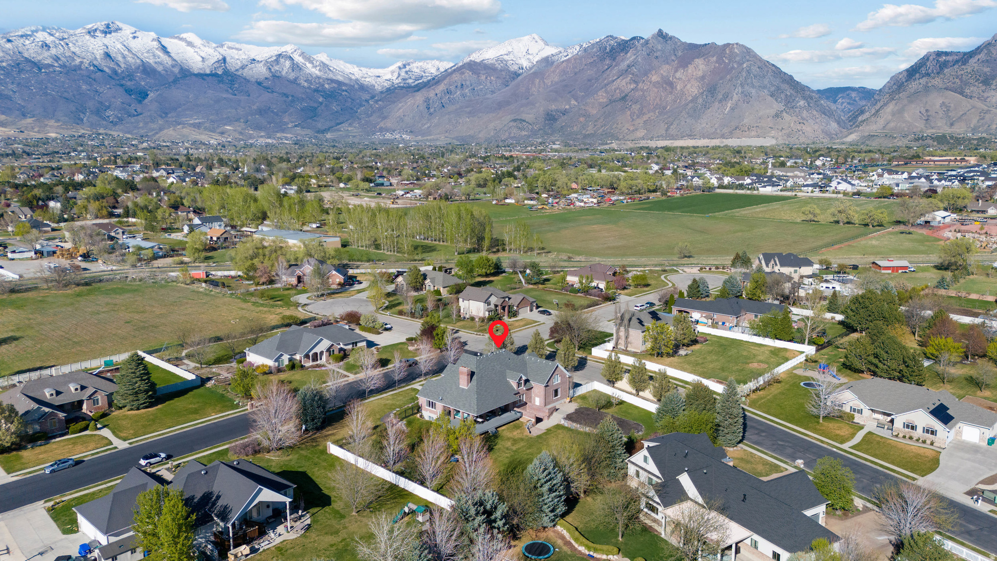 DIAMOND MEADOWS - Residential