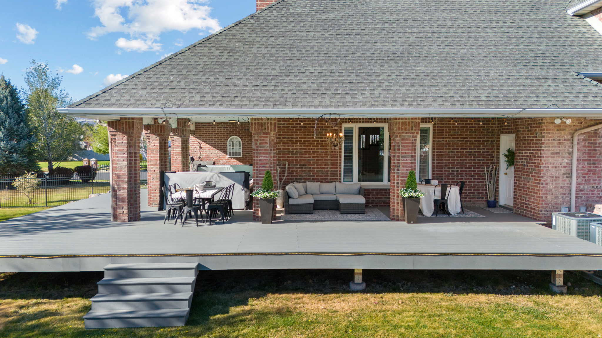 DIAMOND MEADOWS - Residential