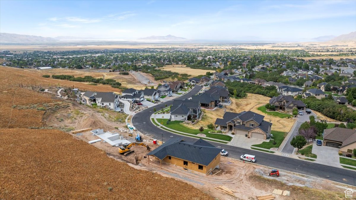 DEER HOLLOW PHS 6 - Residential