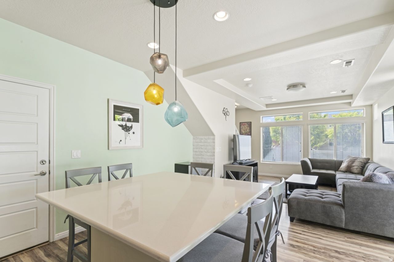 SOUTH POINT - Residential