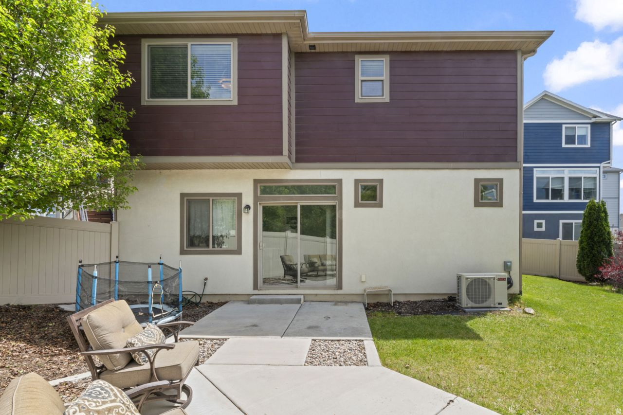 SOUTH POINT - Residential