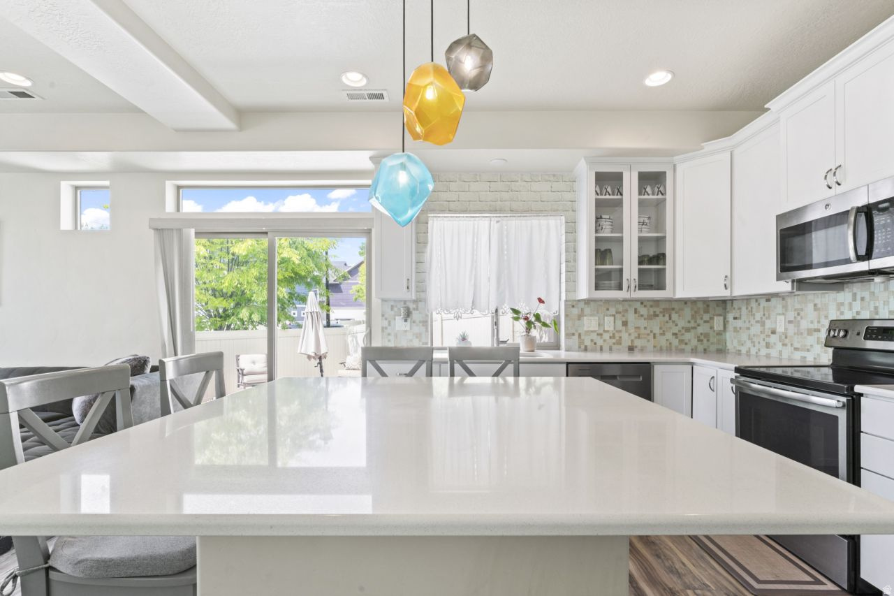 SOUTH POINT - Residential