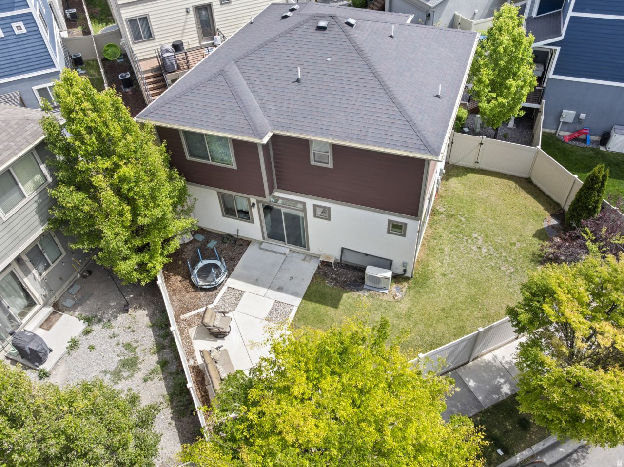 SOUTH POINT - Residential