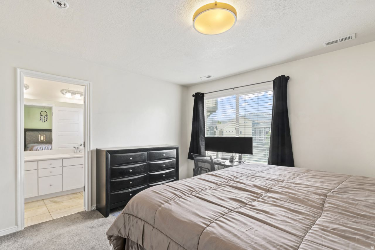 SOUTH POINT - Residential