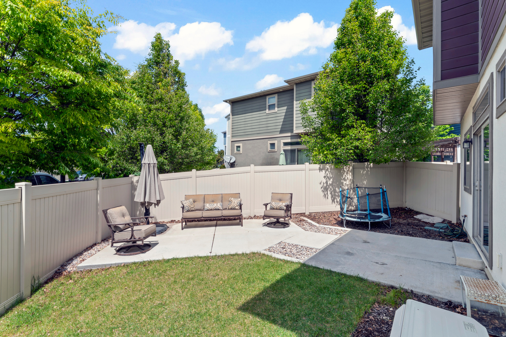 SOUTH POINT - Residential