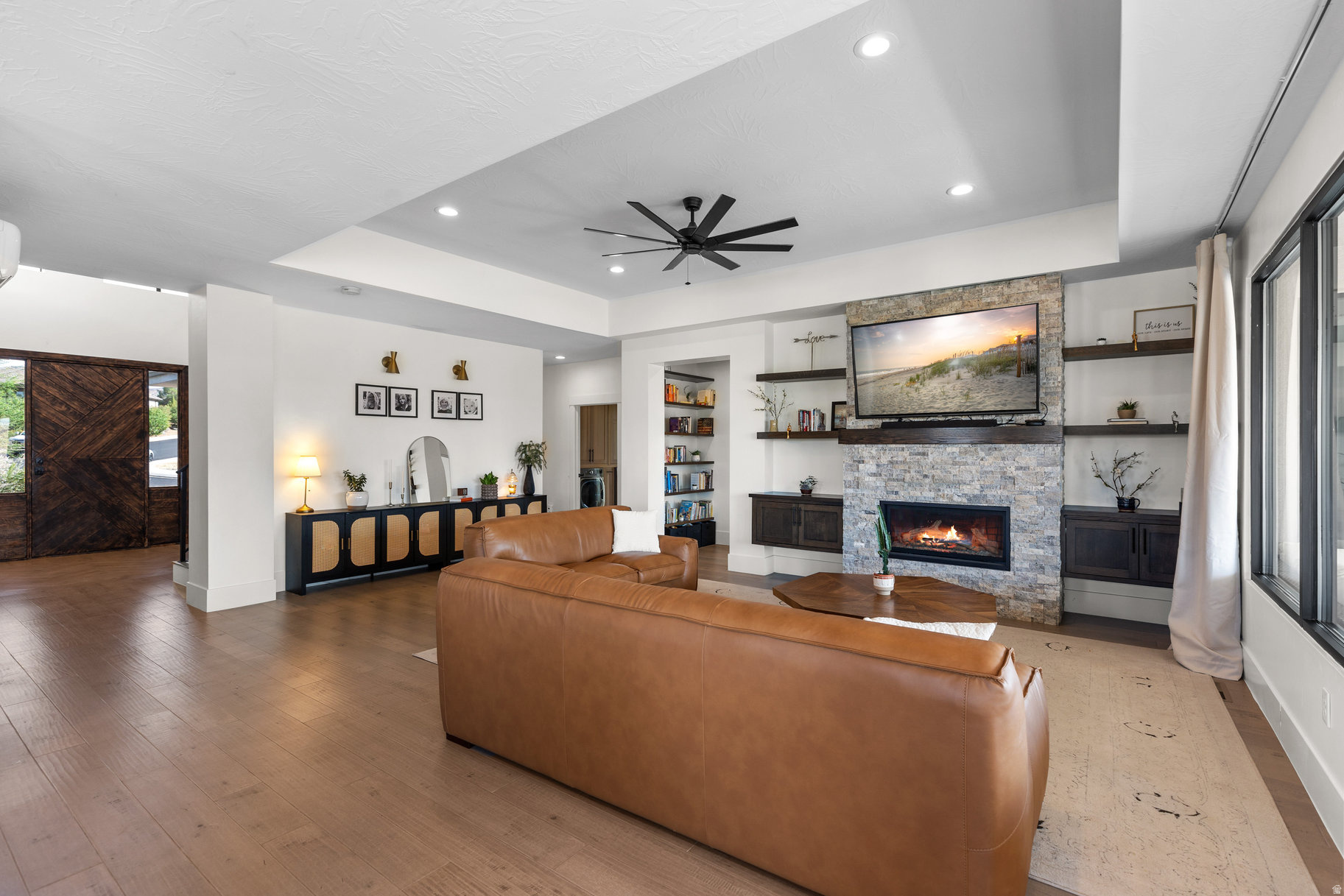 SUNSET RIDGE - Residential