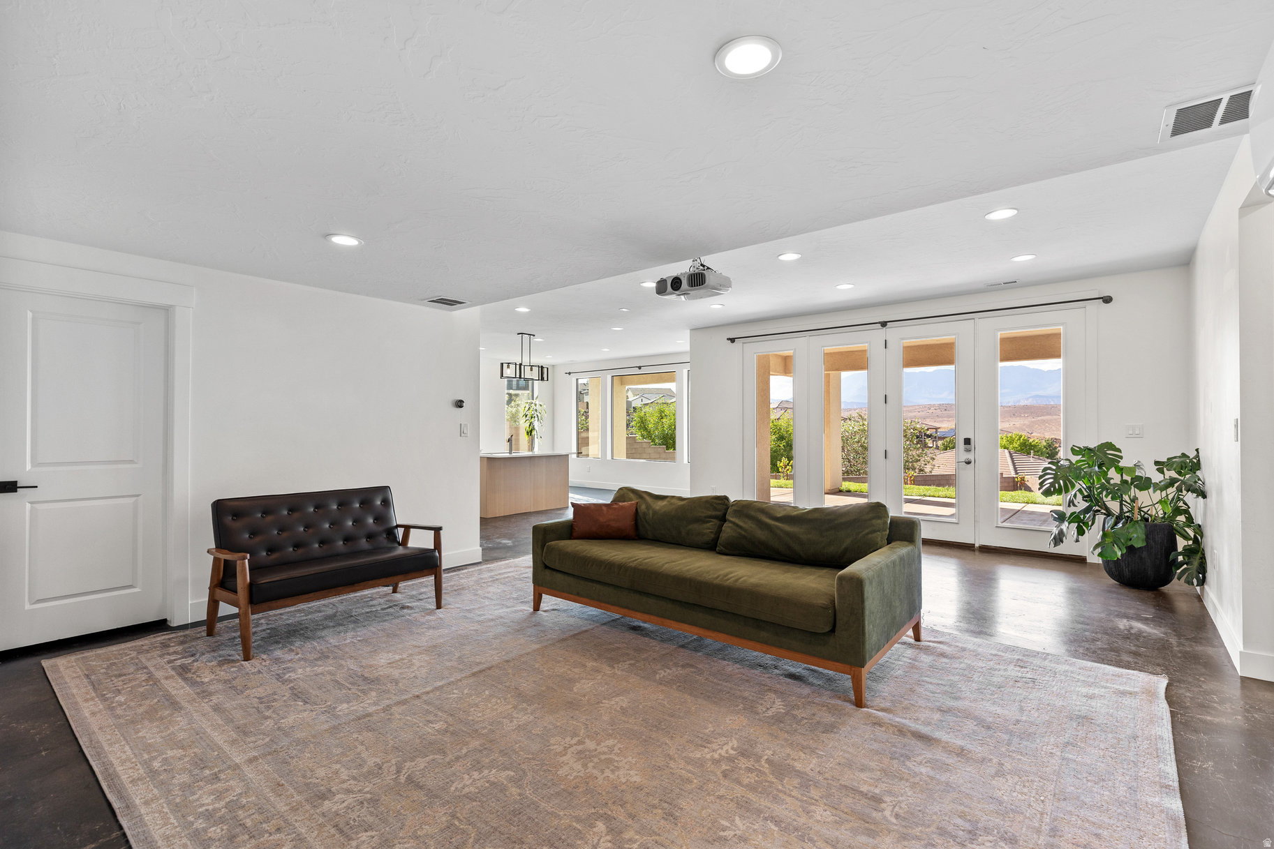 SUNSET RIDGE - Residential