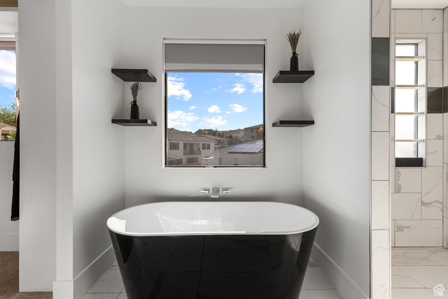 SUNSET RIDGE - Residential