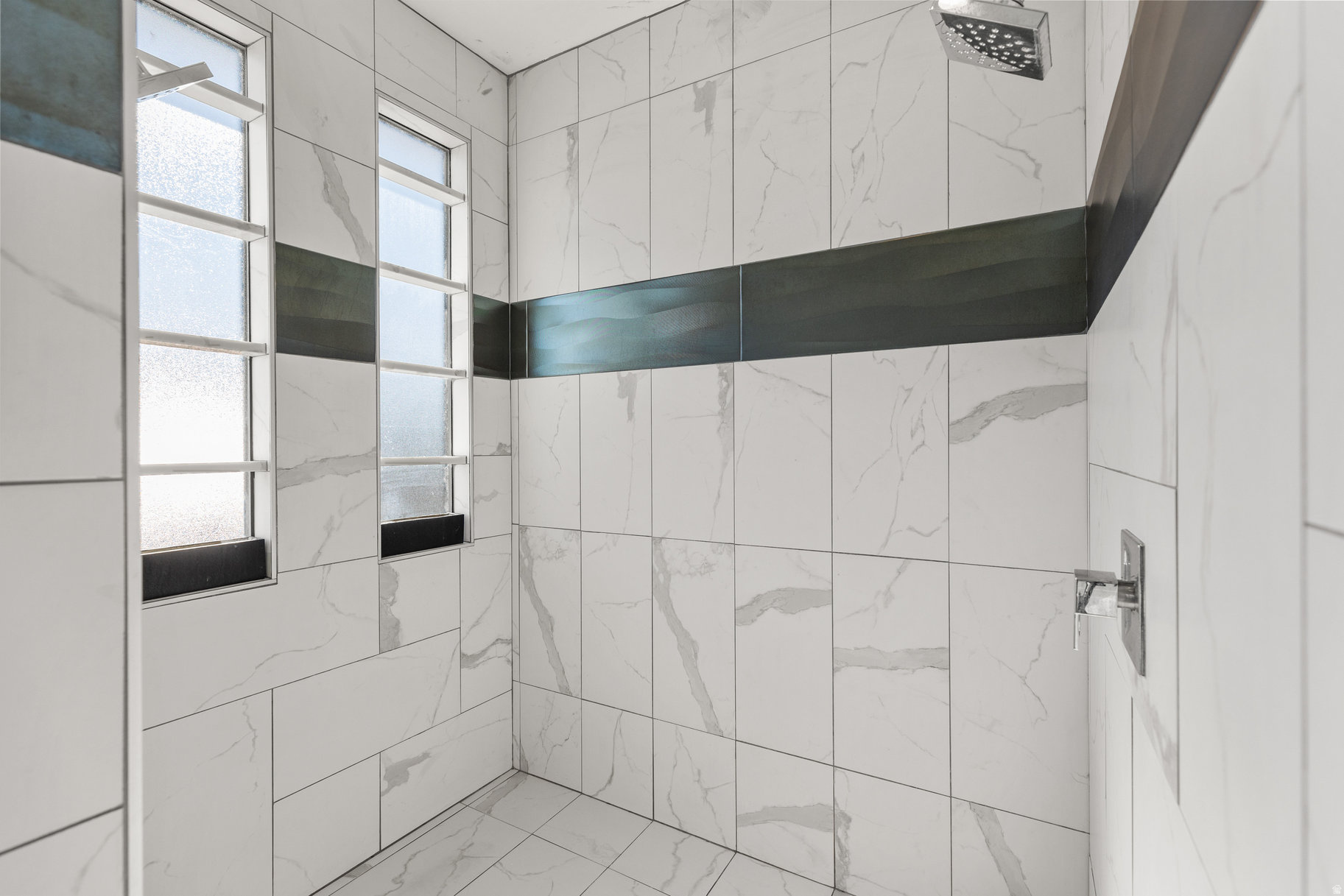 SUNSET RIDGE - Residential