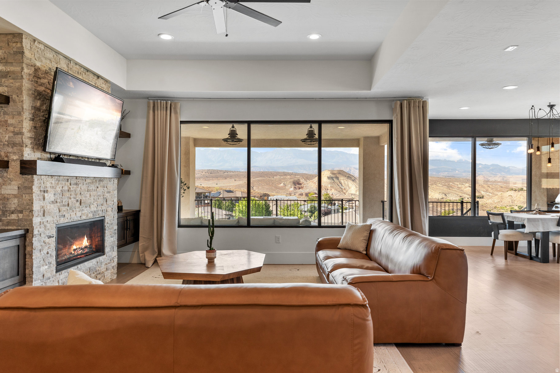 SUNSET RIDGE - Residential